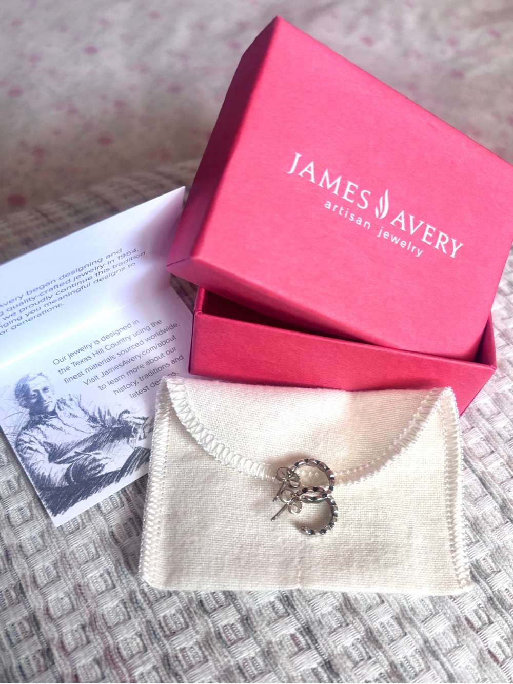 James Avery Silver Hoop Earrings in original box - NEW never worn - Picture 2 of 6